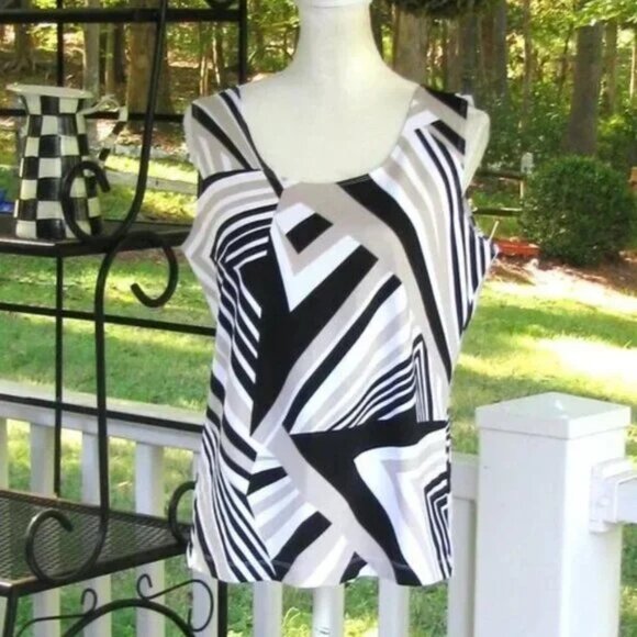 Chico's Tops - NWT Chico's Modern Geo Timeless Tank 2 Sleeveless Top Shirt Large nylon stretch